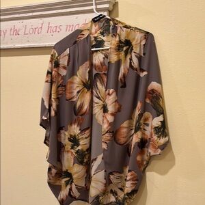Floral Kimono Top